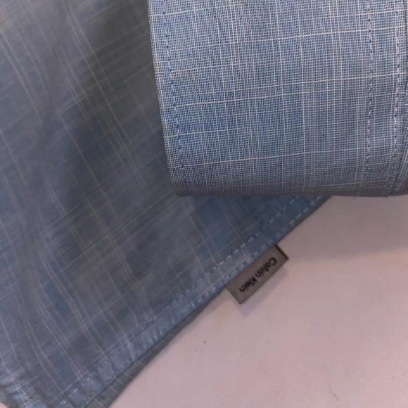 Calvin Klein Button Down Shirt - Picture 5 of 7